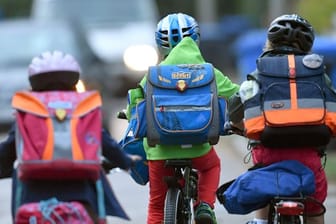 Viele Kinder leiden einer Studie zufolge unter der Corona-Krise.