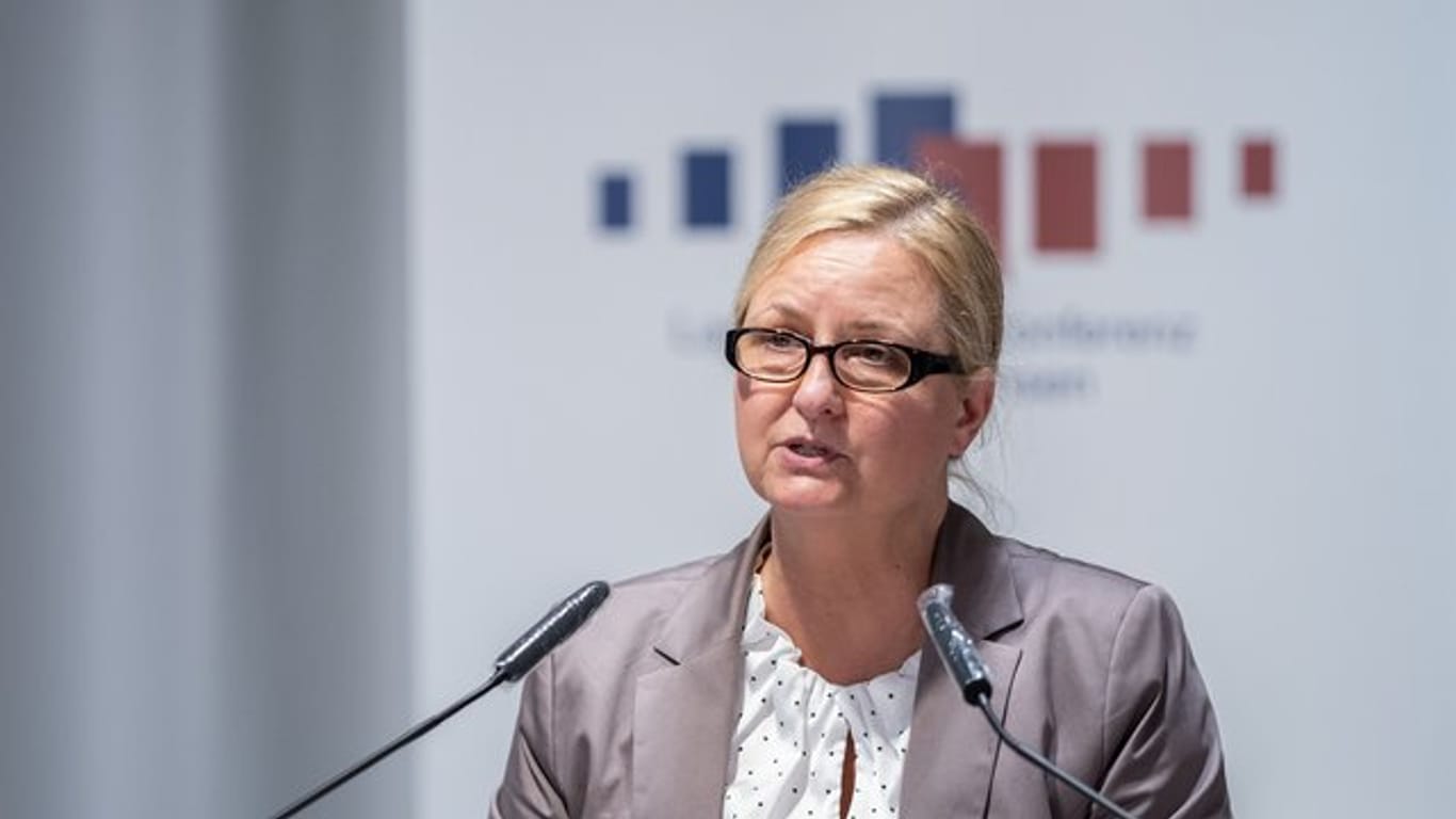 Claudia Schröder