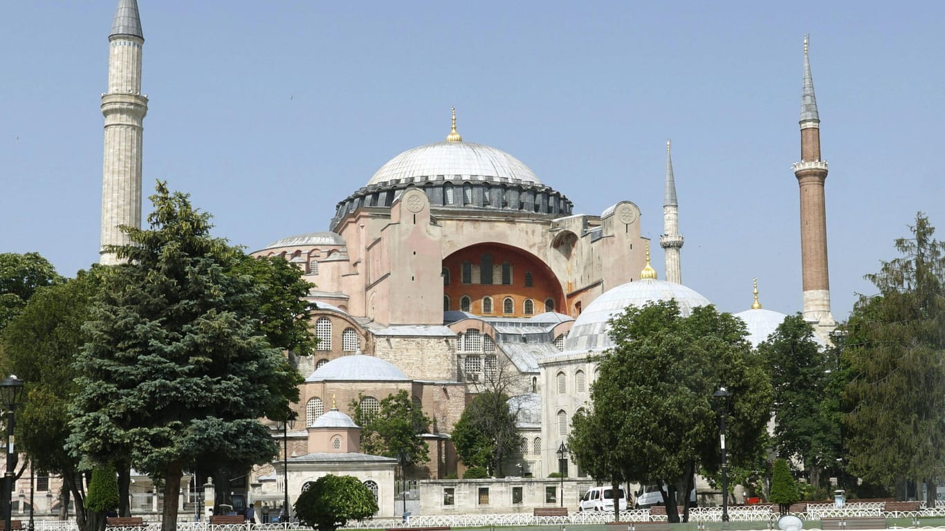 Die Hagia Sophia in Istanbul: Nach einem Urteil des Obersten Verwaltungsgerichts der Türkei kann das Bauwerk künftig als Moschee genutzt werden.