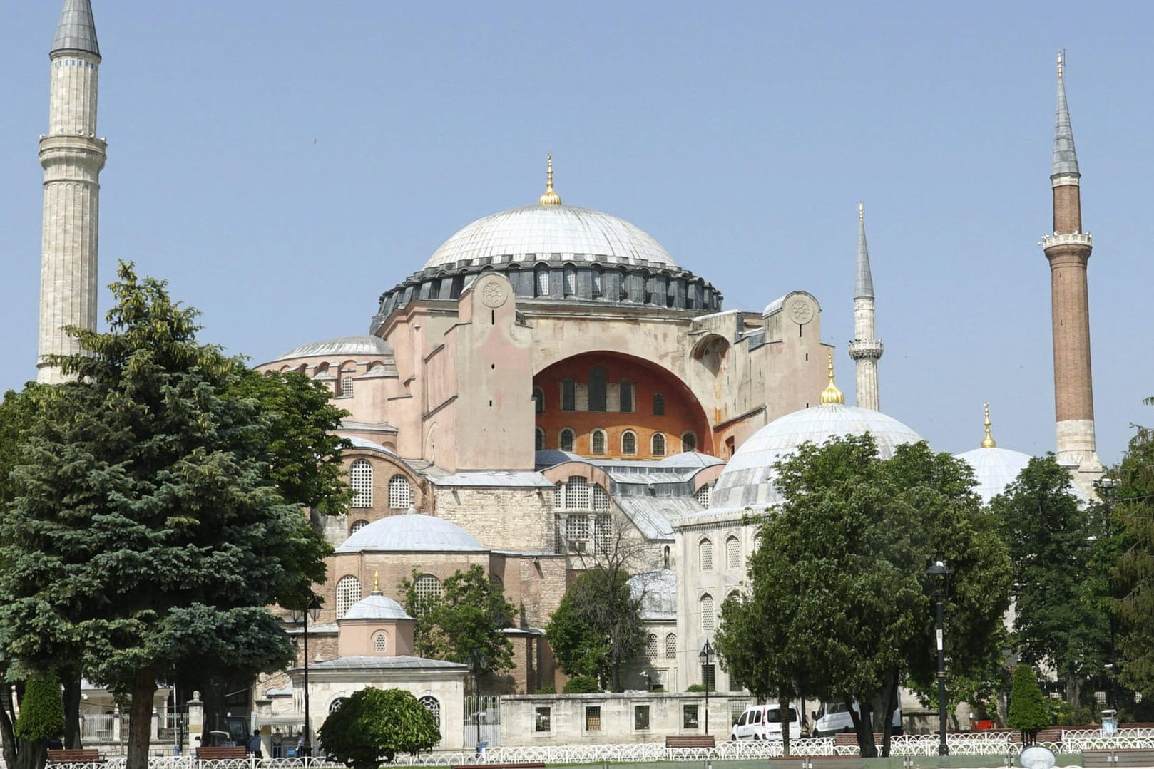 Die Hagia Sophia in Istanbul: Nach einem Urteil des Obersten Verwaltungsgerichts der Türkei kann das Bauwerk künftig als Moschee genutzt werden.