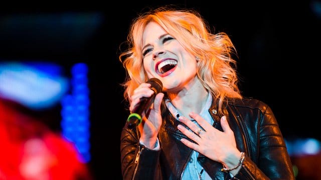 Die Niederländerin Ilse DeLange gehört zu den Künstlern und Künstlerinnen, die auf dem siebten Tauschkonzert-Album dabei sind.