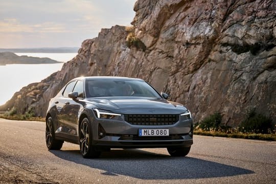 Zweiter Auftritt: Nach dem Plug-in-Hybriden Polestar 1 fährt die Volvo-Tochter nun mit dem vollelektrischen Modell Nummer 2 vor.