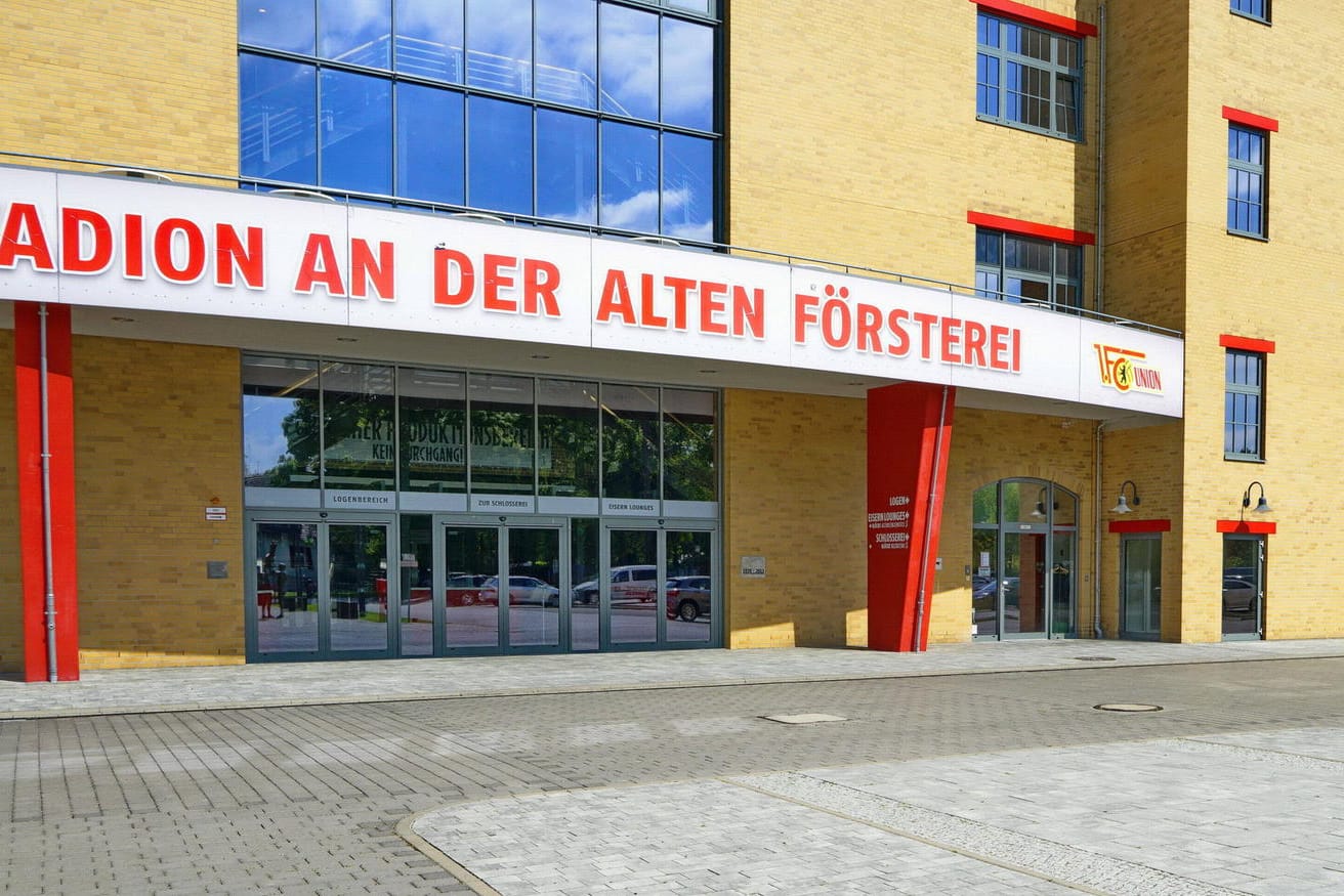 Stadion an der Alten Försterei: In der vergangenen Saison kamen im Schnitt 22.012 Zuschauer in die Union-Arena.