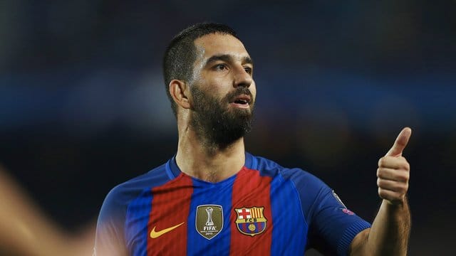 Arda Turan spielte auch schon für den FC Barcelona.