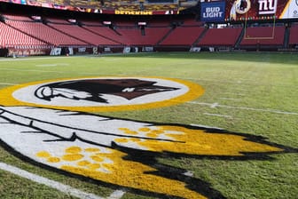 Das Logo der Washington "Redskins": Das NFL-Team verabschiedet sich offenbar von seinem Namen.