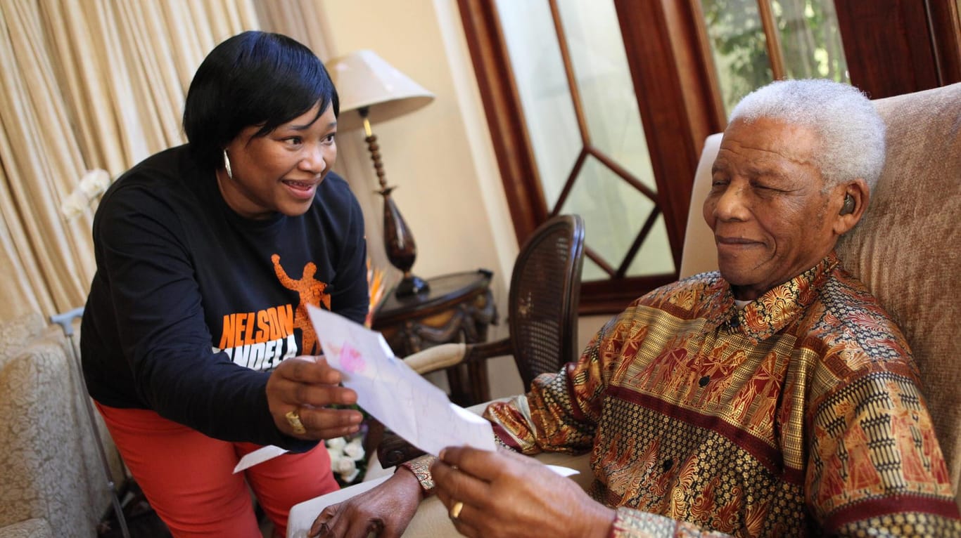 Zindzi Mandela und ihr Vater Nelson: Sie wurde nur 59 Jahre alt.