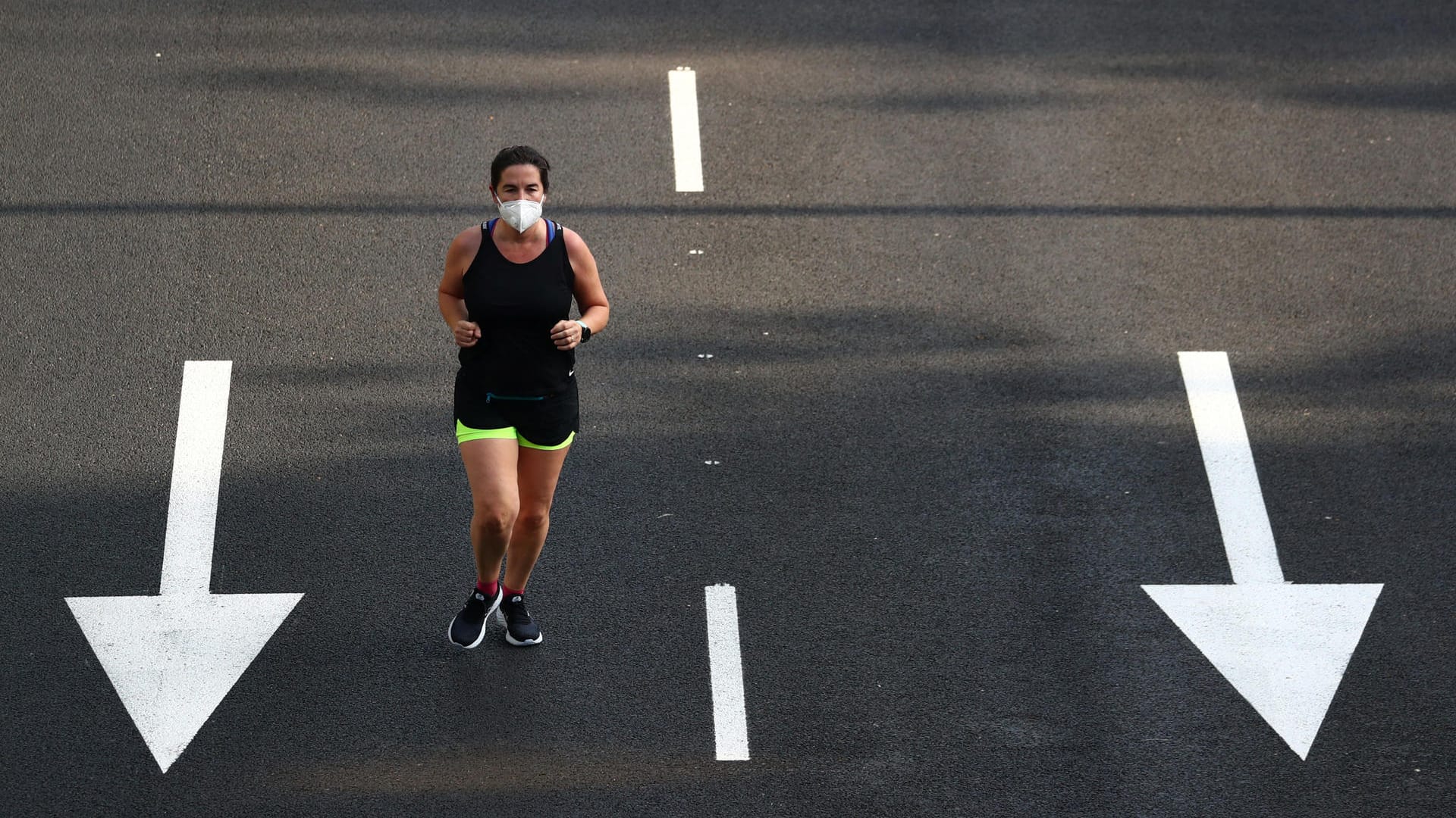 Schutz vor dem Coronavirus: Wie gefährlich sind Corona-Lockerungen wie die Aufhebung der Maskenpflicht?