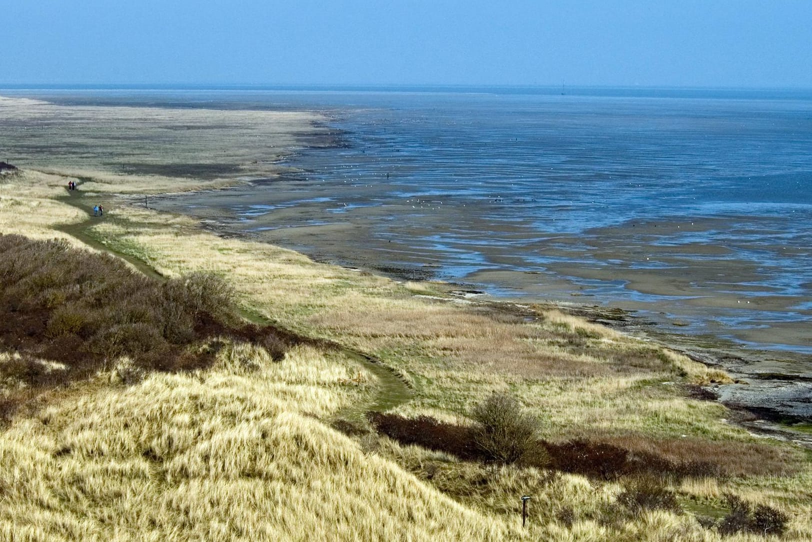 Kuestenlandschaft auf Ameland: Eine 14-Jährige verschwand am Samstagabend. Sie lebend zu finden, schließen die Ermittler inzwischen aus.