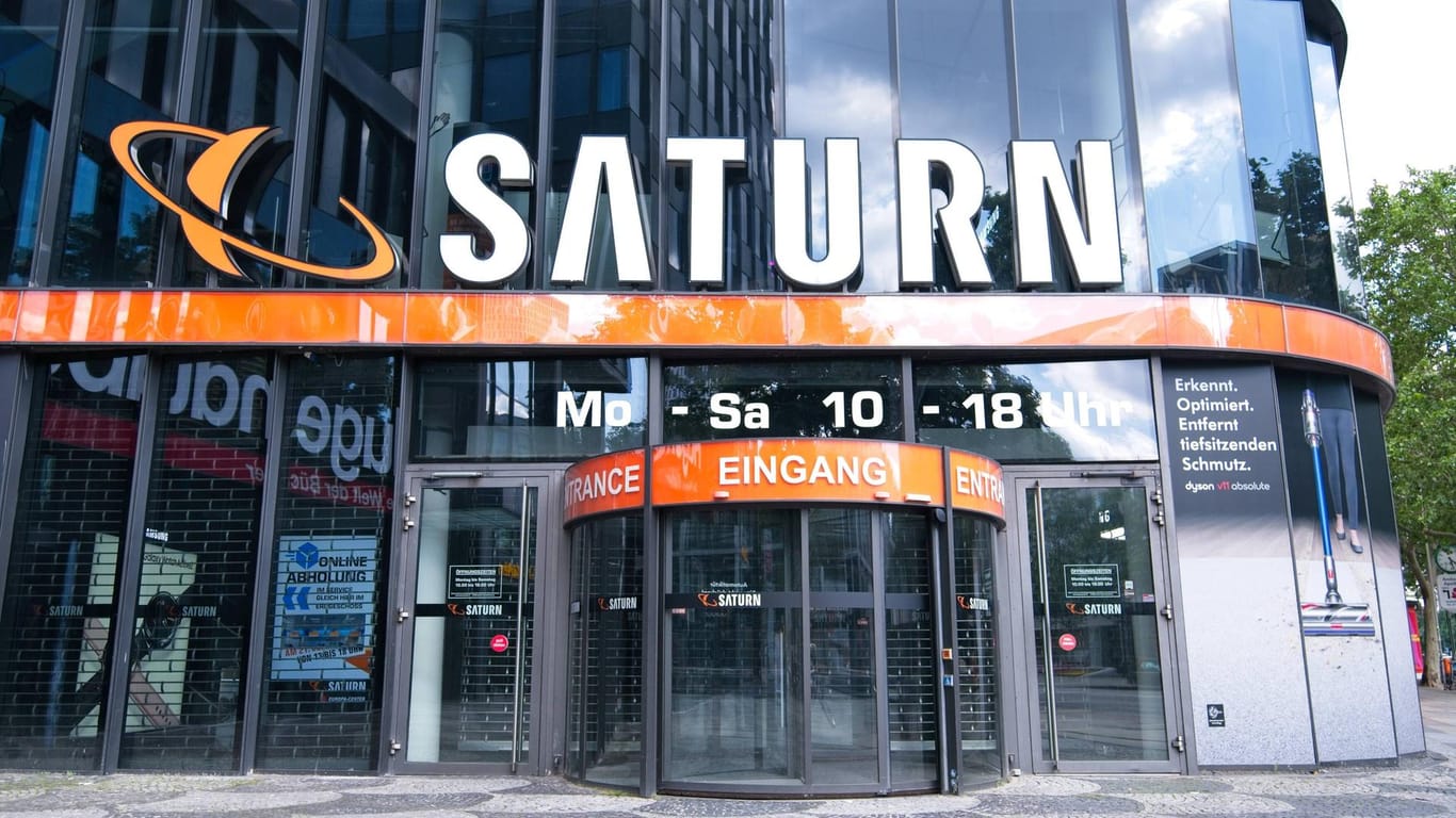 Ein Saturn-Geschäft: In Österreich soll der Name bald verschwinden.