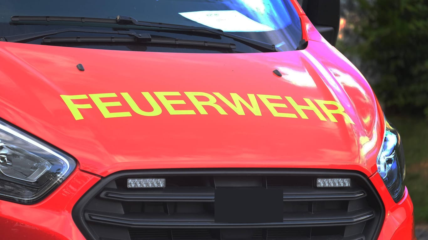 Schwierige Bedingungen: Schaulustige erschwerten einen Feuerwehreinsatz in Oberfranken.