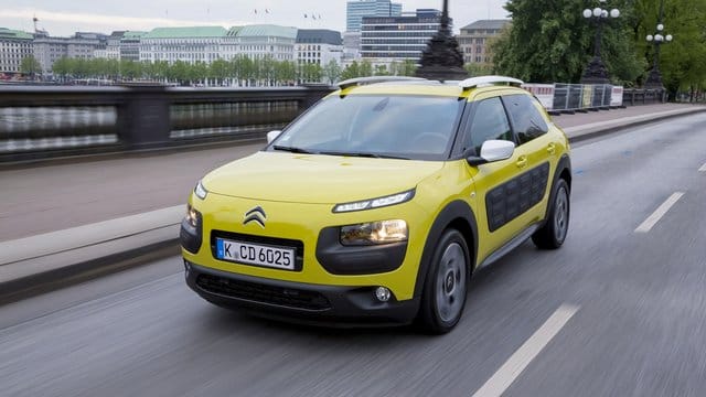 Charaktervoller Cactus: Der Citroën C4 Cactus rollt in erster Auflage mit großflächigen "Airbumps" an den Flanken vor.