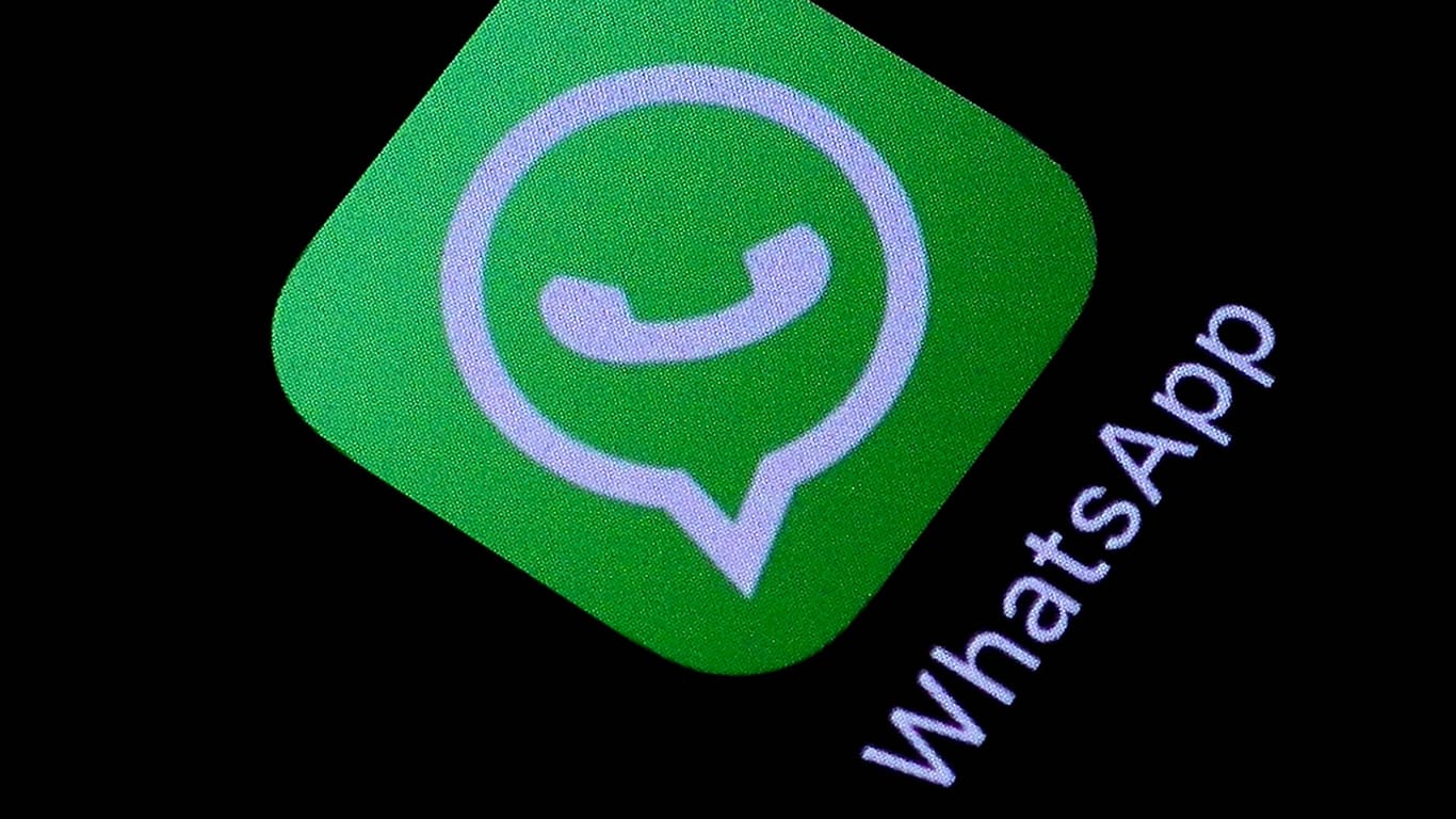 WhatsApp: Deutschlandweit meldeten Nutzer am Dienstagabend Störungen.