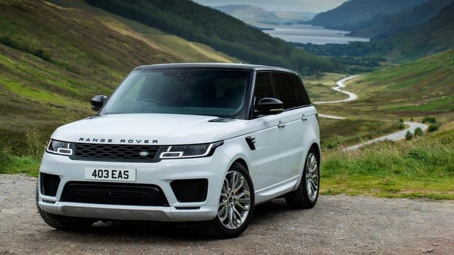 Neue Kraft: Die Modelle Range Rover und Range Rover Sport (im Bild) können bald auch mit Mild-Hybrid-Dieseln vorfahren. Neue Kraft: Die Modelle Range Rover und Range Rover Sport (im Bild) können bald auch mit Mild-Hybrid-Dieseln vorfahren.