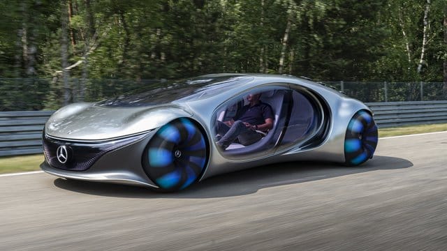 Mercedes Vision AVTR: Der Viersitzer beherrscht nicht nur die konventionelle Kurvenfahrt wie jedes aktuelle Auto.