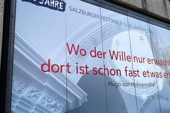 Das Plakat der Salzburger Festspiele 2020 zum 100-jährigen Jubiläum.