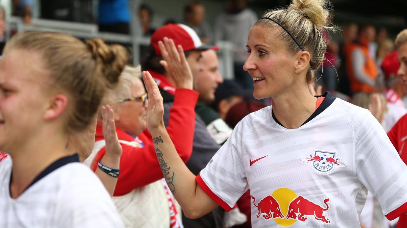 Anja Mittag: Die langjährige Nationalspielerin spielte zuletzt bei Rasenballsport Leipzig und beendet nun ihre Karriere.