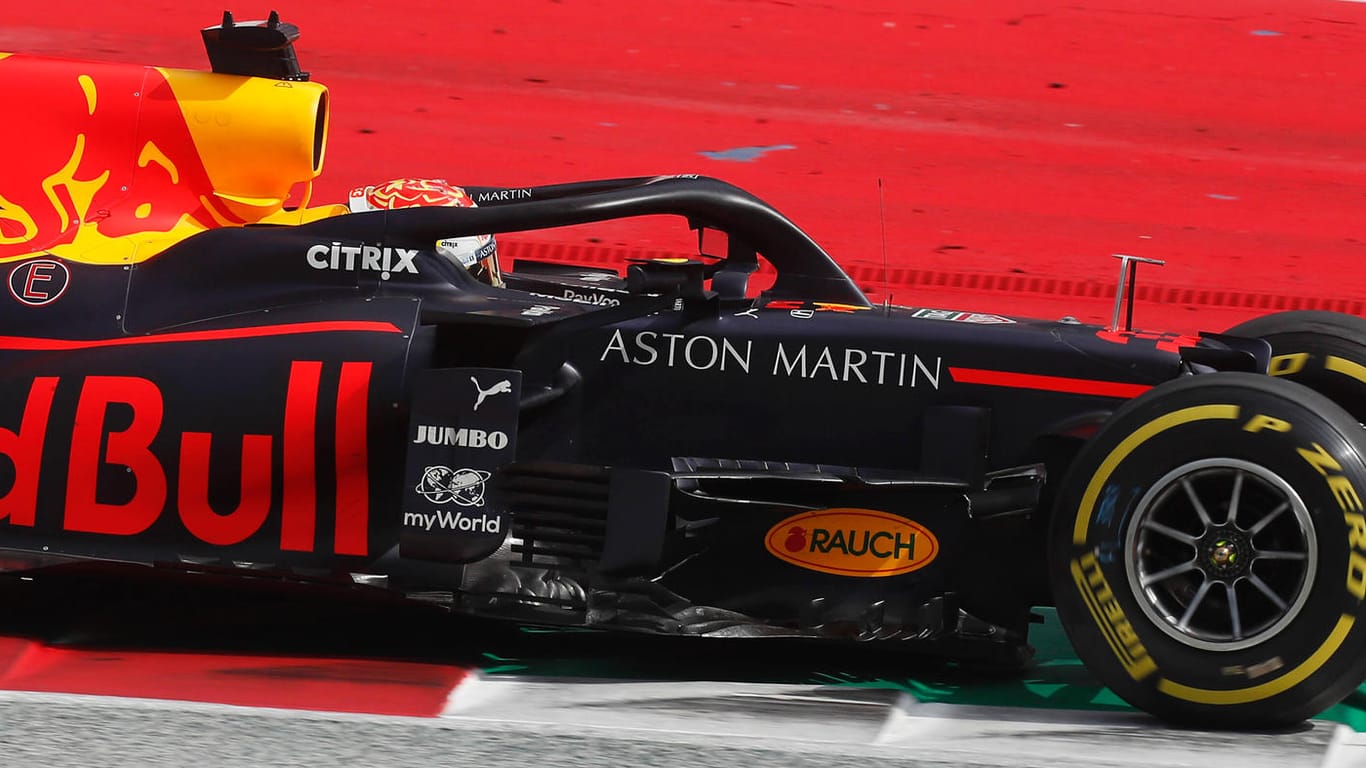 Seit 2016 ist Aston Martin als Sponsor bei Red Bull aktiv. Seit 2018 ist die Marke auch Teil des offiziellen Teamnamens.