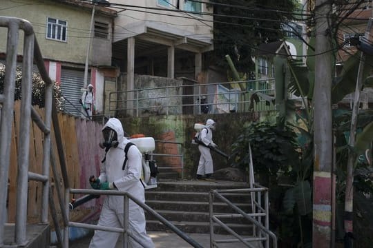 Das Coronavirus im brasilianischen Favela Babilonia soll eingedämmt werden.