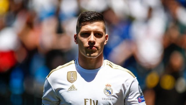 Der serbische Stürmer Luka Jovic soll das Interesse von Hertha BSC geweckt haben.