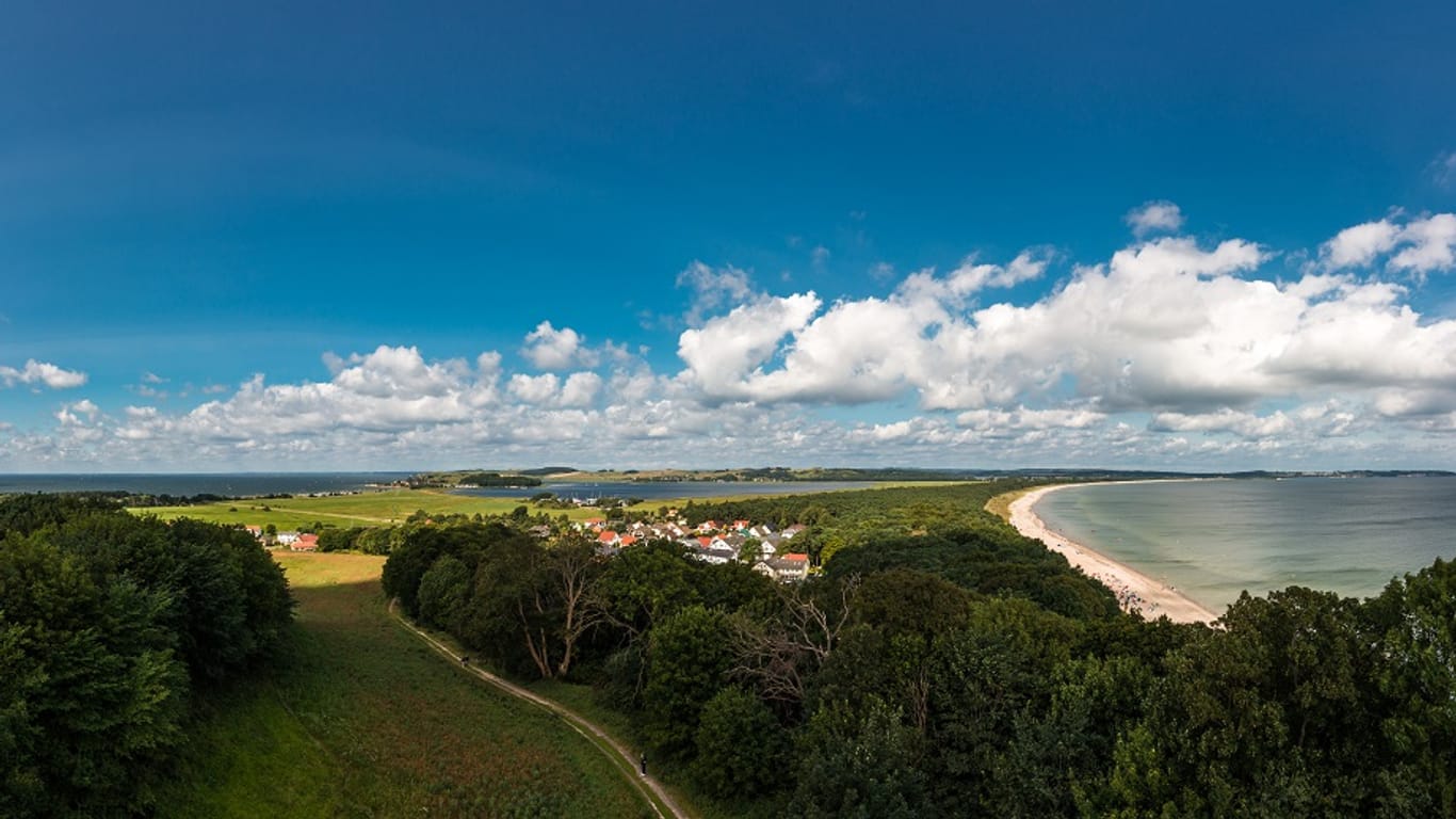 Schaabe: Die fast elf Kilometer lange Nehrung ist der längste Ostseestrand Rügens.