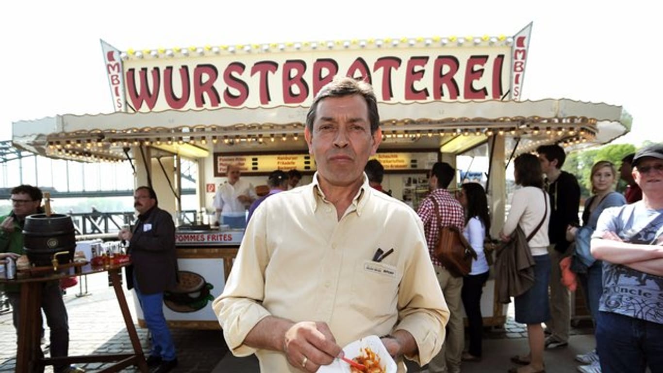 Ralf Jäger-Vosen, Inhaber der Wurstbude aus dem Kölner "Tatort", gibt auf.