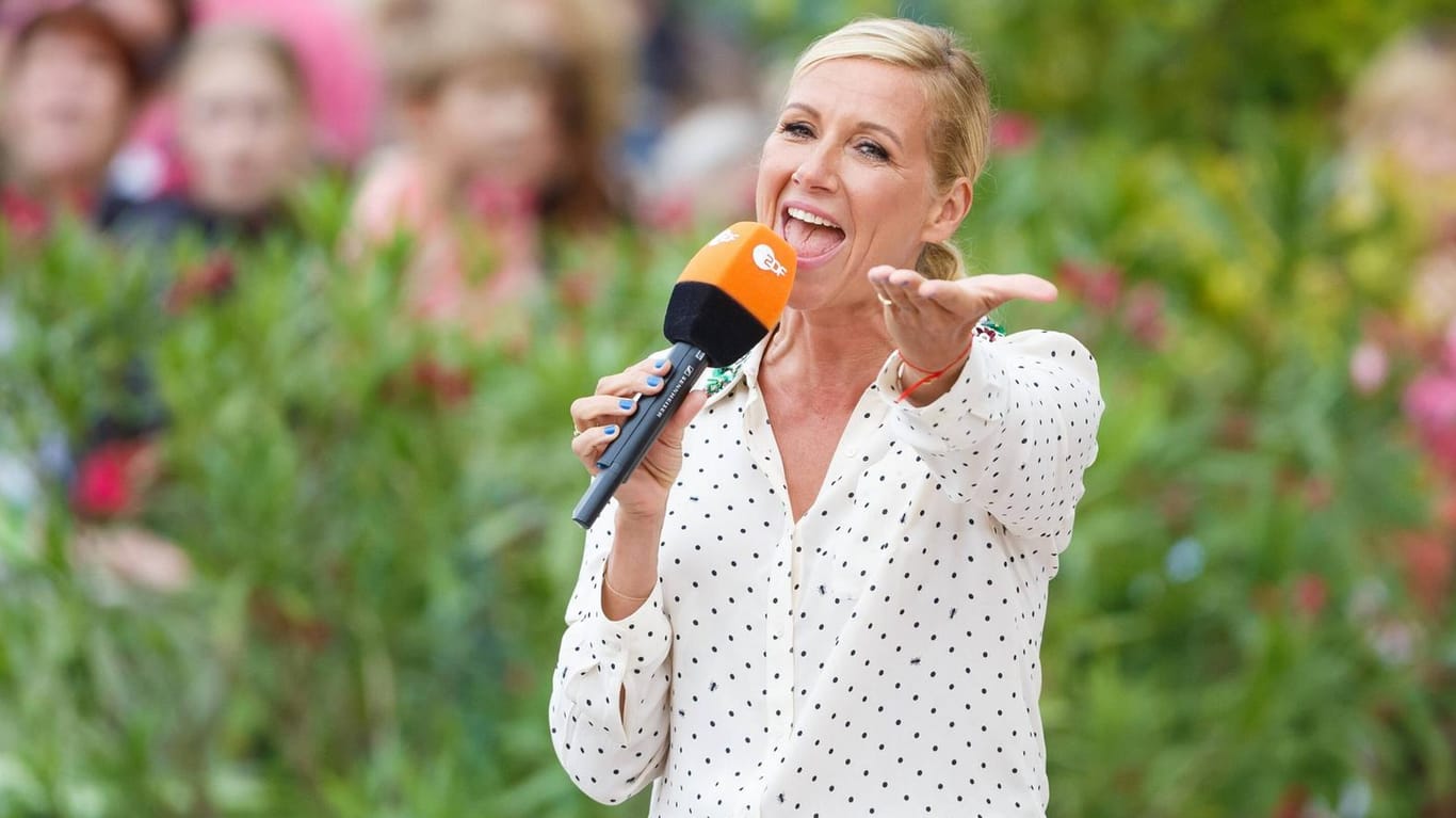 Andrea Kiewel: Der ZDF-"Fernsehgarten" ist ihr TV-Zuhause.