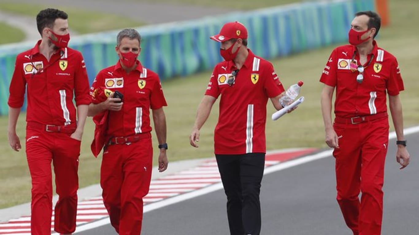 In Budapest nicht nur bei Ferrari im Fokus: Sebastian Vettel (2.