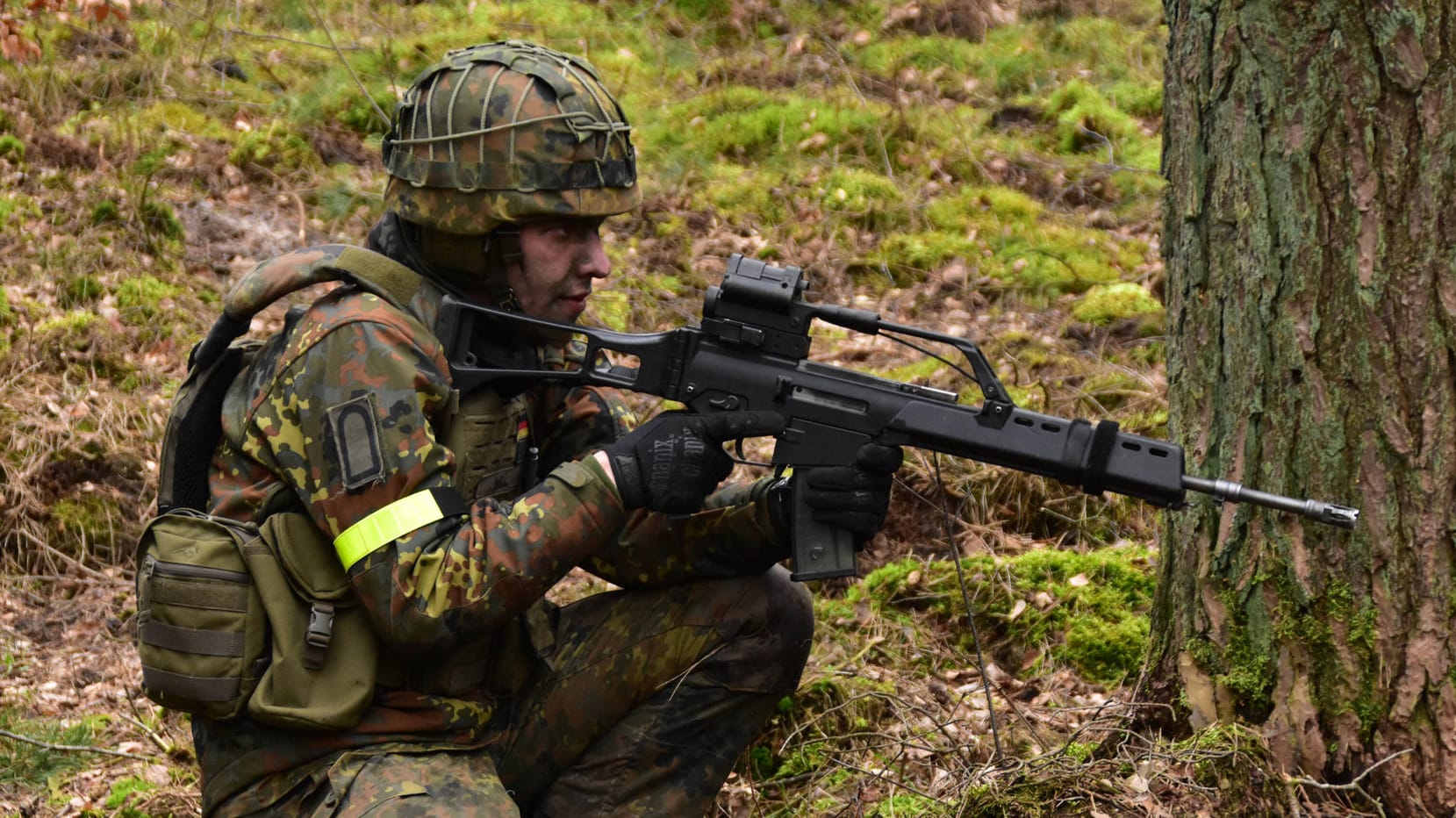 Soldaten im Feuerkampf während einer Übung: Die Bundeswehr vermisst über 60.000 Schuss Munition.