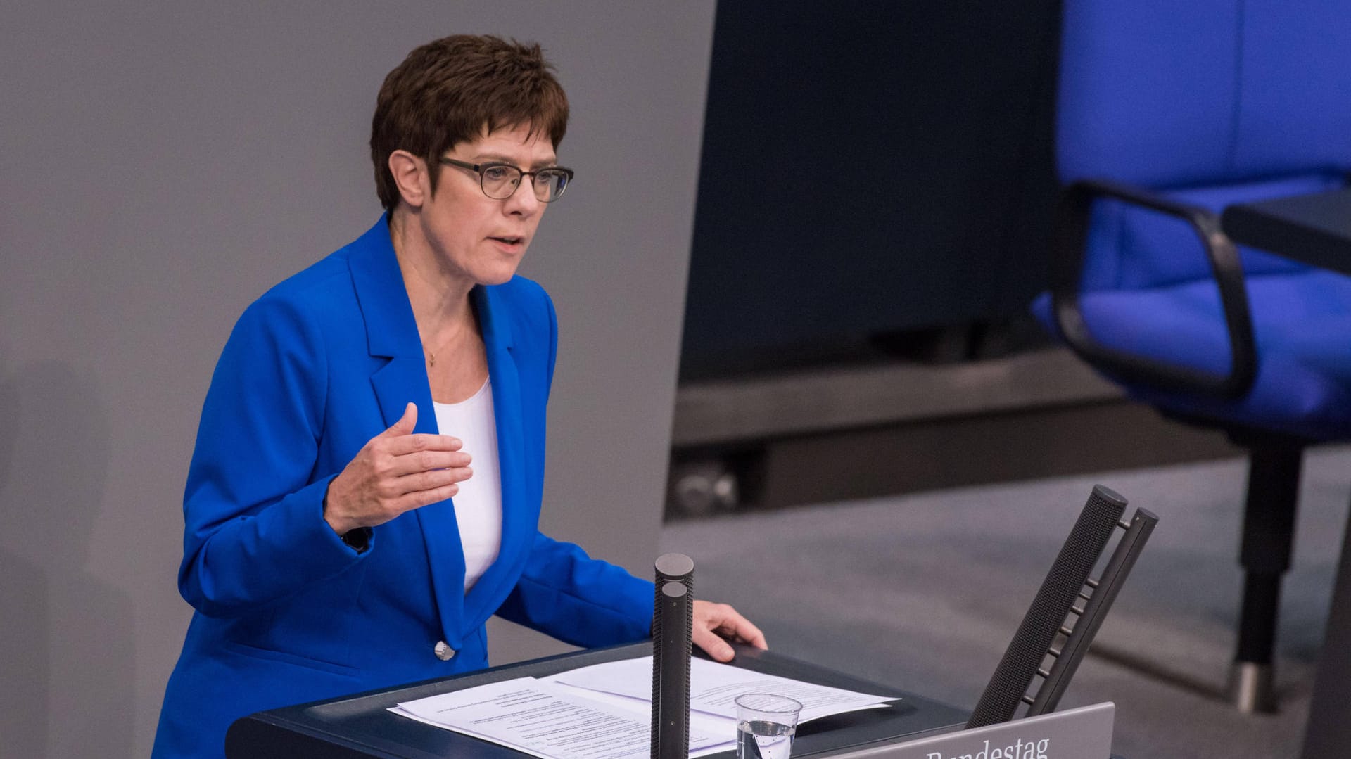 Annegret Kramp-Karrenbauer fordert eine schnelle Einigung der EU.