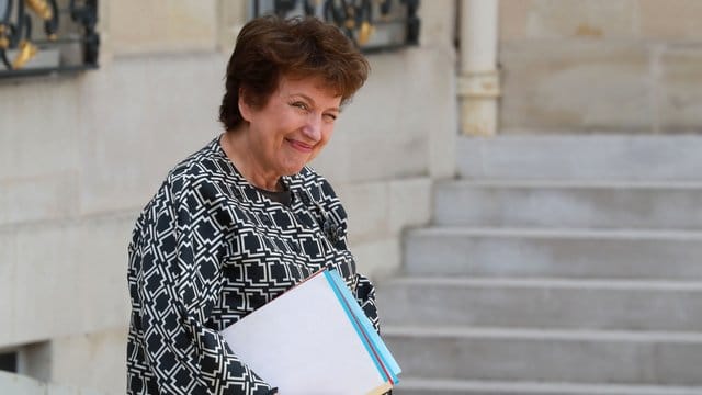 Die französische Kulturministerin Roselyne Bachelot muss sich als Krisenmanagerin bewähren. Die französische Kulturministerin Roselyne Bachelot muss sich als Krisenmanagerin bewähren.