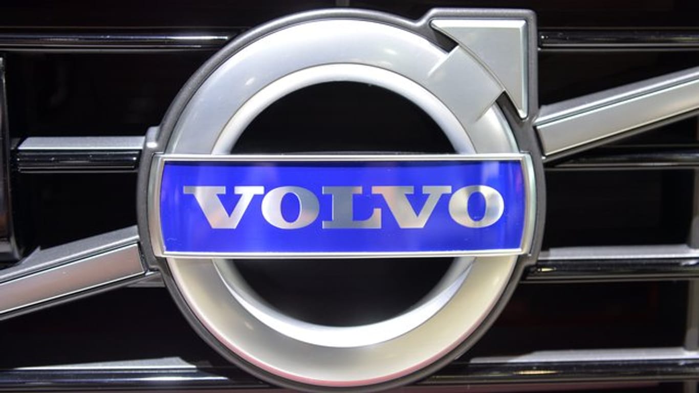 Volvo ruft weltweit 370.