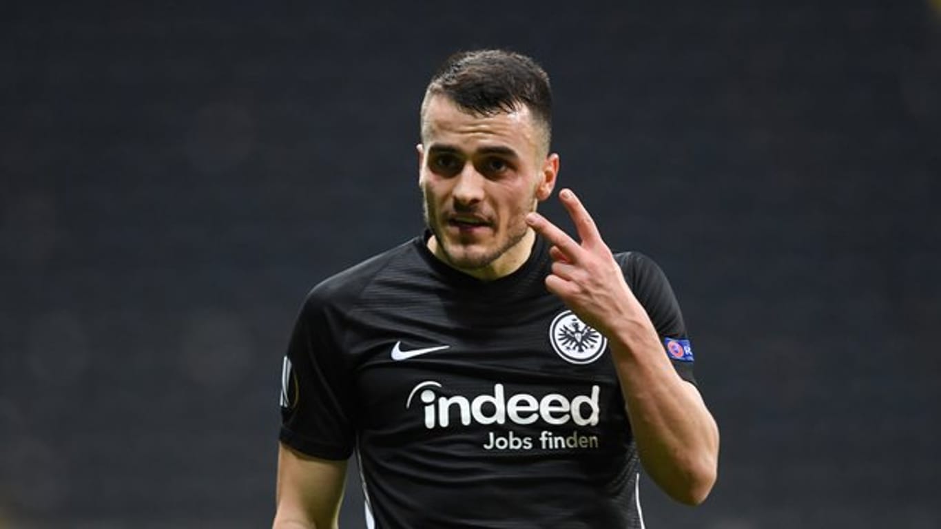 Filip Kostic steht bei Eintracht Frankfurt unter Vertrag.