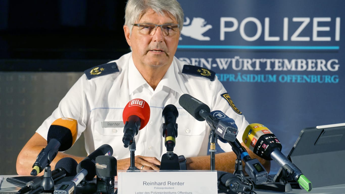 Offenburgs Polizeipräsident Reinhard Renter war nach der Festnahme von Yves R. "überglücklich und zufrieden". Zuvor hatte er eindringlich an den Flüchtigen appelliert, Kontakt mit der Polizei aufzunehmen und sich zu stellen.