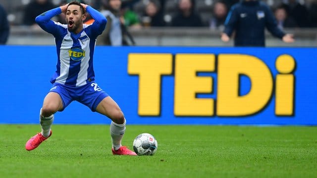 Einen Hauptsponsor hat Hertha derzeit zwar noch, sucht aber wohl einen Nachfolger. Einen Hauptsponsor hat Hertha derzeit zwar noch, sucht aber wohl einen Nachfolger.