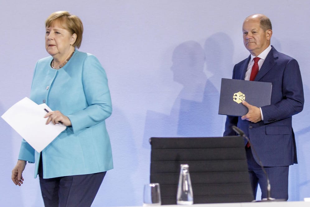 Angela Merkel und Olaf Scholz: Die Politik rückt in den Fokus der Wirecard-Insolvenz.