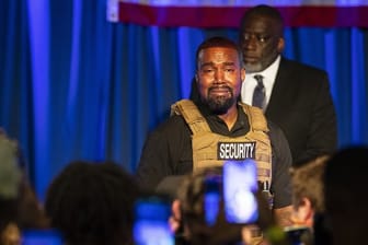 US-Rapper Kanye West bei seinem Auftritt in North Charleston.
