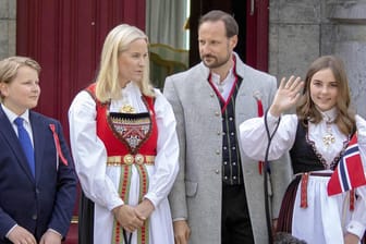 Die norwegische Königsfamilie verbringt den Sommer auf der Insel Dvergsøya.