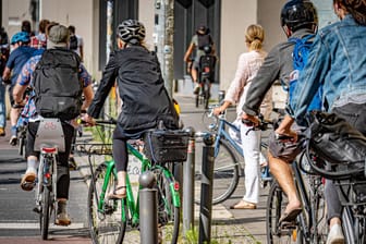 Fahrradverkehr in Berlin: Mehr Radfahrer könnten den Einzelhandel ankurbeln.