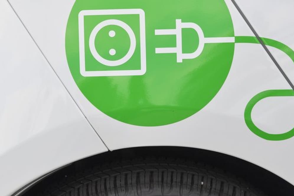Elektromobilität: Laut einer Umfrage wollen sich elf Prozent der potenziellen Autokäufer ein reines E-Auto anschaffen.