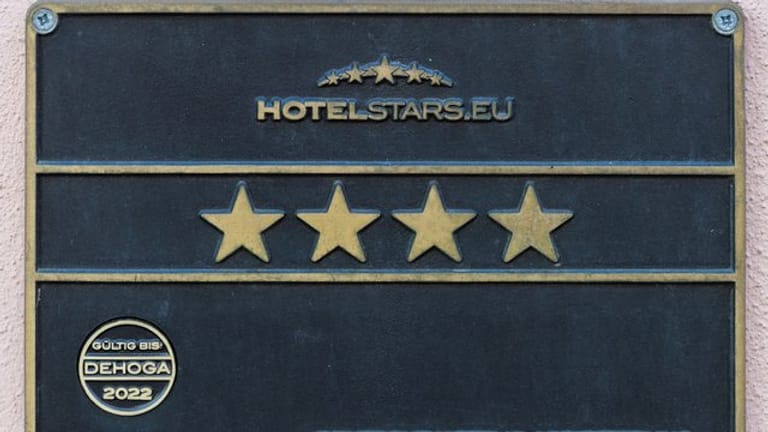 Google darf Unterkünfte nicht mehr als Sterne-Hotels bezeichnen, solange diese nicht offiziell vom Hotel- und Gaststättenverband Dehoga als solche ausgezeichnet wurden.