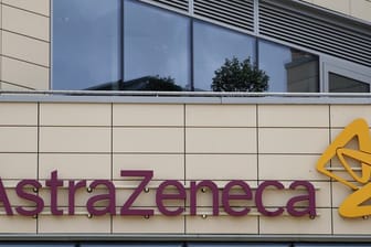 Ein Impfstoff der Universität Oxford und des britischen Pharmaunternehmens AstraZeneca löst gleich zwei Reaktionen des Immunsystems aus.