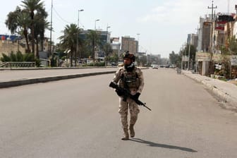 Ein Sicherheitspolizist in Bagdad: Im Irak kommt es immer öfter zu Entführungen ausländischer Einwohner.