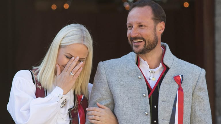 Mette-Marit und Haakon: Das Paar ist seit fast 20 Jahren verheiratet.