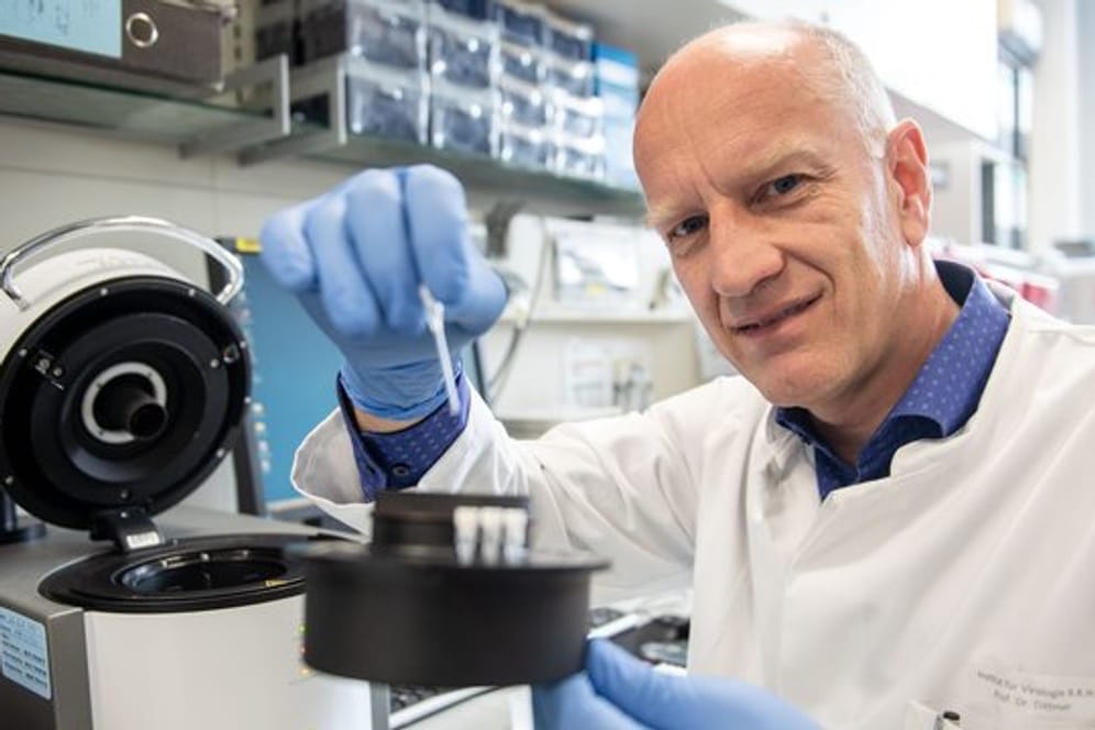 Ulf Dittmer ist Leiter des Instituts für Virologie der Universitätsklinik Essen.