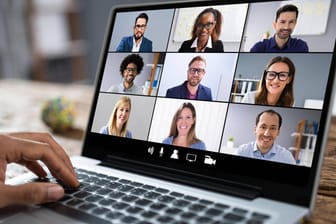 Videokonferenz mit Freunden und Familie: Microsoft Teams ist eine Büro-Software, kann aber auch für den Heimgebrauch nützlich sein.