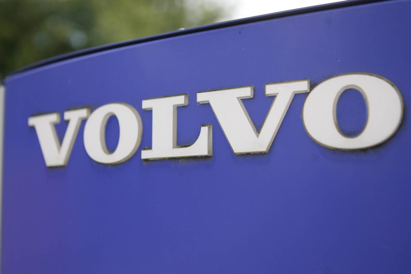 Volvo: Nach einem zufriedenstellenden Gewinn im letzten Jahr, muss der schwedische Autohersteller aktuell Minuszahlen hinnehmen.