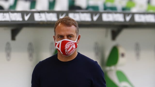 Testet mit seinem Team gegen Olympique Marseille: Bayern-Coach Hansi Flick. Testet mit seinem Team gegen Olympique Marseille: Bayern-Coach Hansi Flick.