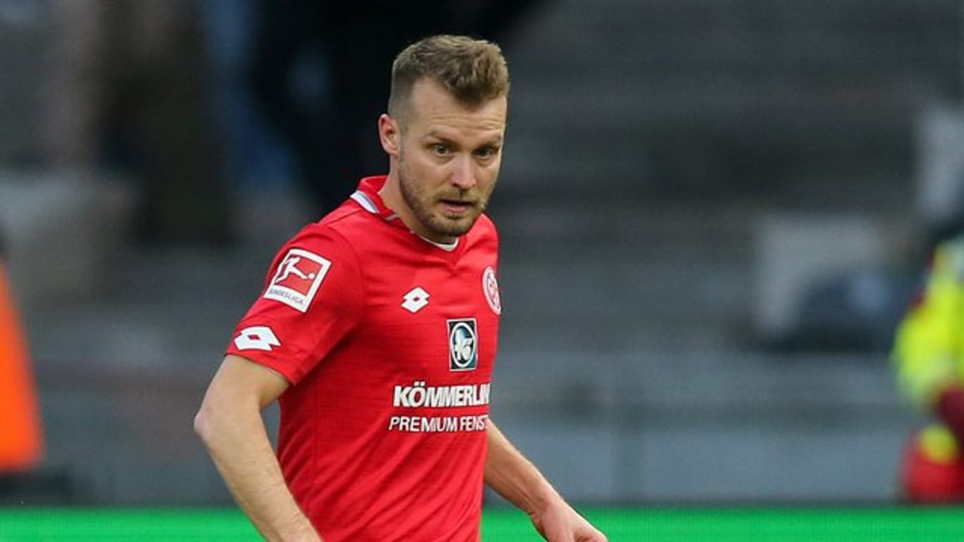 Hat seinen Vertrag beim FSV Mainz 05 um zwei Jahre verlängert: Daniel Brosinski.