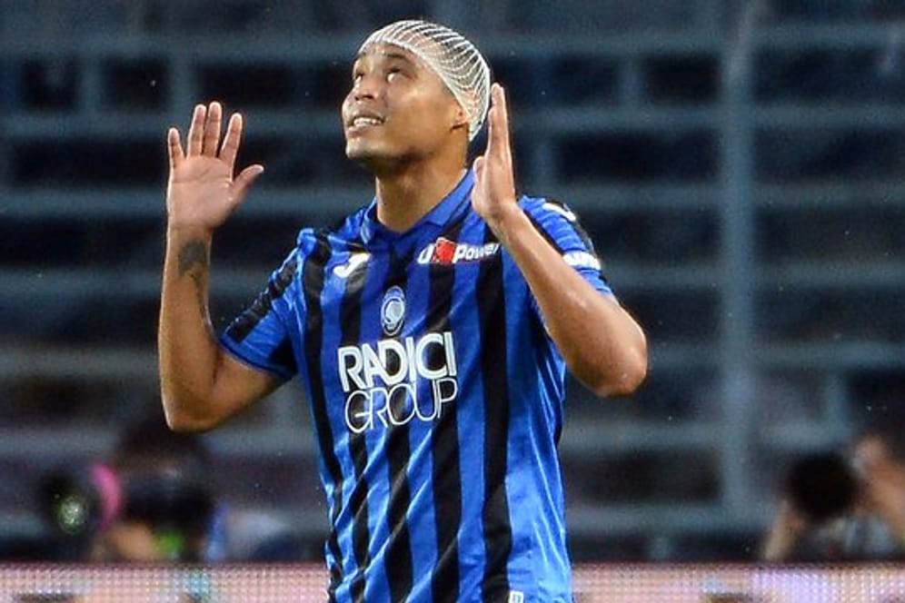 Torschütze Luis Muriel von Atalanta Bergamo jubelt, nachdem er das Tor zum 1:0 gegen Bologna erzielt hat.