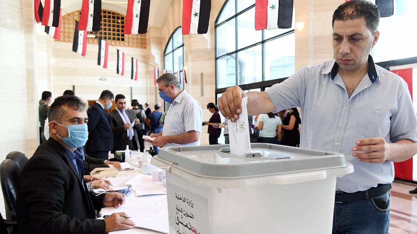 Syrien: Bei den Parlamentswahlen hat die herrschende Partei von Assad gewonnen.